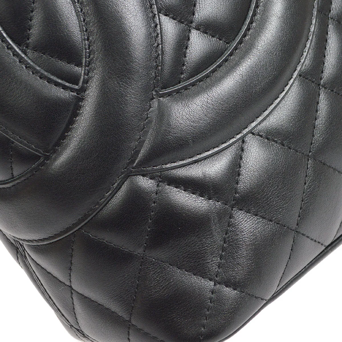 CHANEL 2003-2004 Cambon Ligne Tote Bag