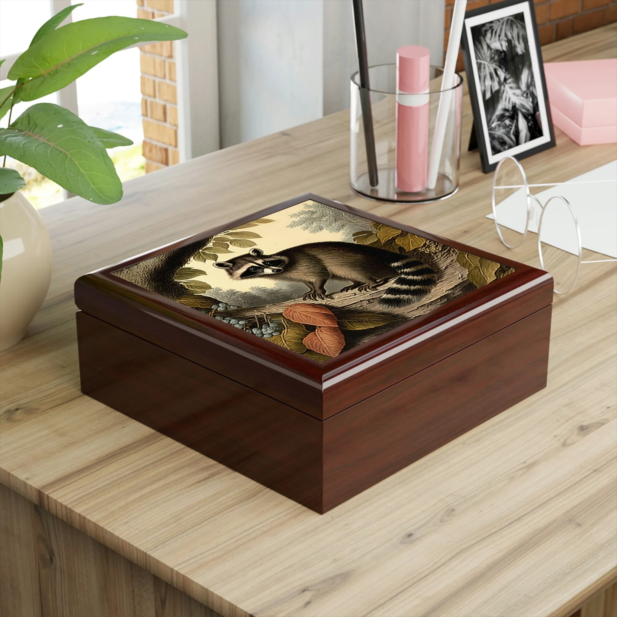 Vintage Raccoon Wooden Keepsake Jewelry Box