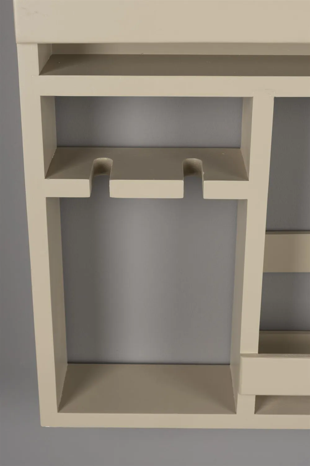 Wooden Wine Shelf | Dutchbone Myron